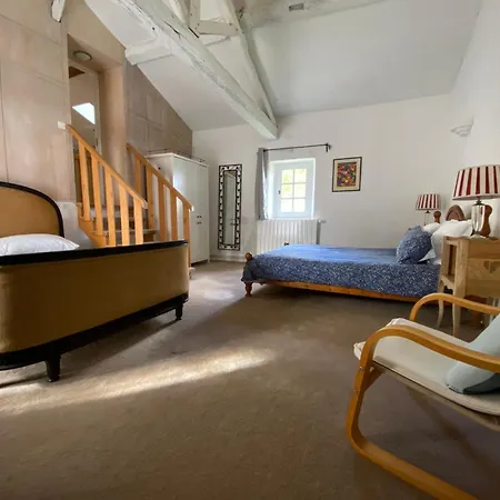 Maison Pechauzi Bed & Breakfast *