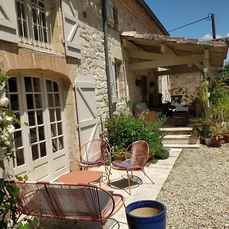 Maison Pechauzi Bed & Breakfast *