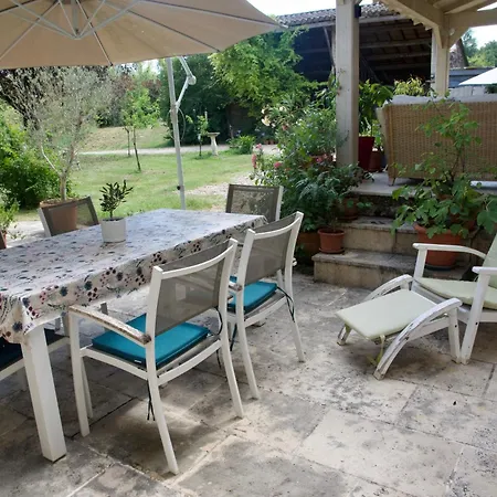 Maison Pechauzi Bed & Breakfast *