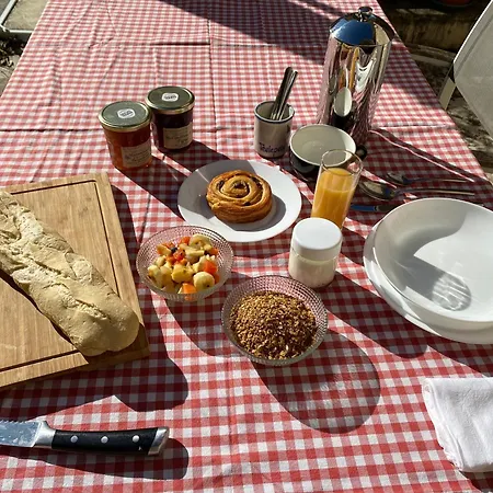 Maison Pechauzi * Castelnau-de-Montmiral